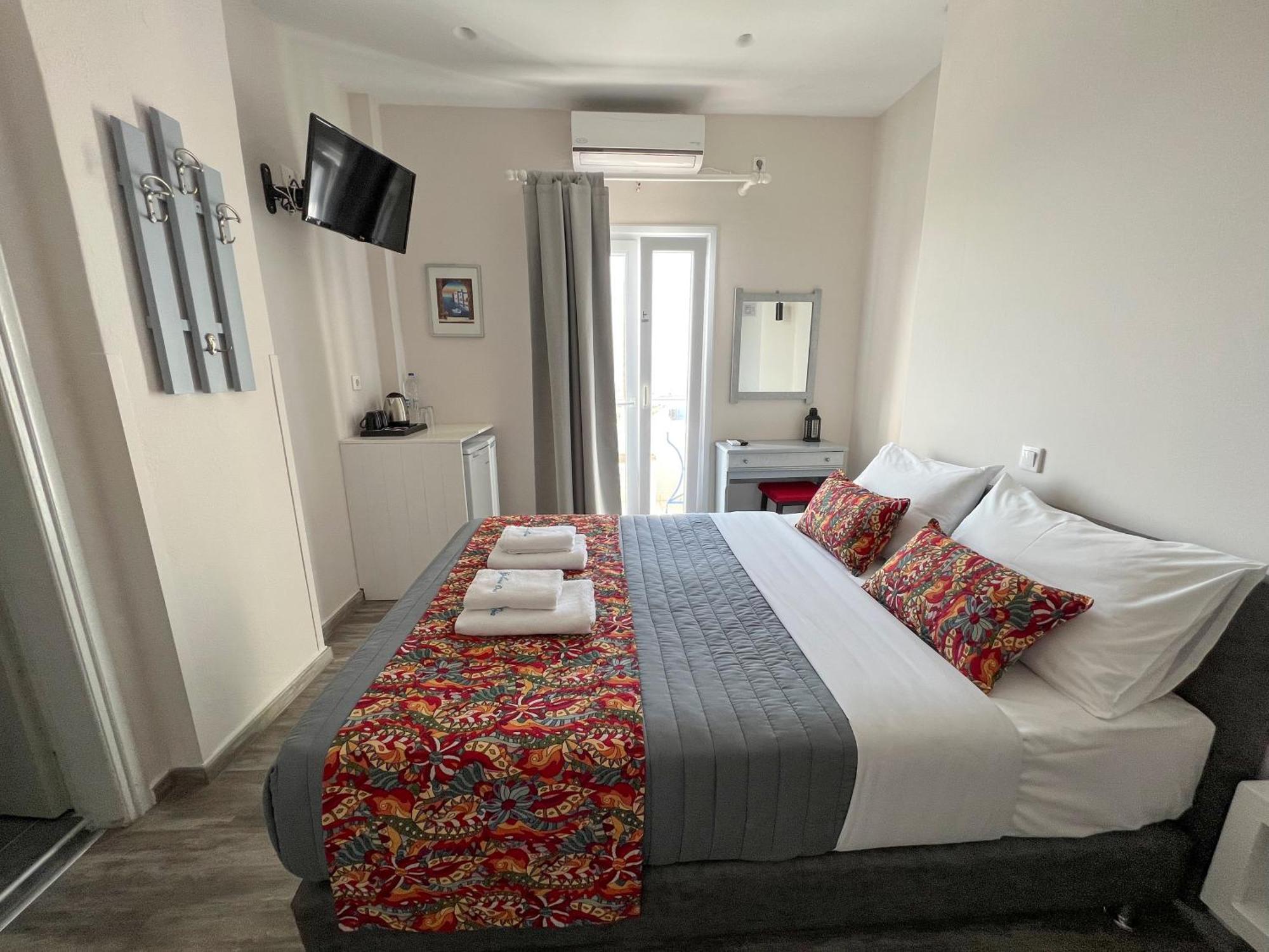 Unique Galini Oia - Adults Only Aparthotel Luaran gambar