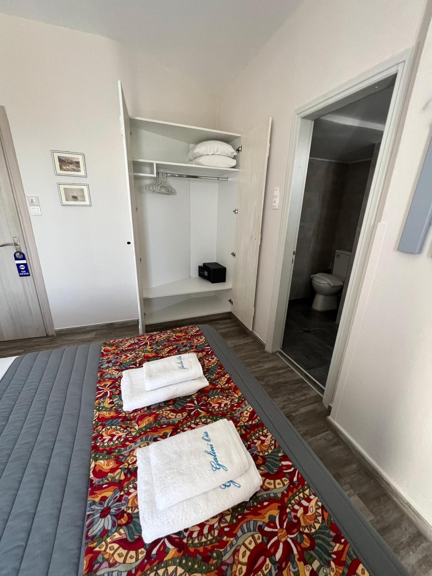 Unique Galini Oia - Adults Only Aparthotel Luaran gambar