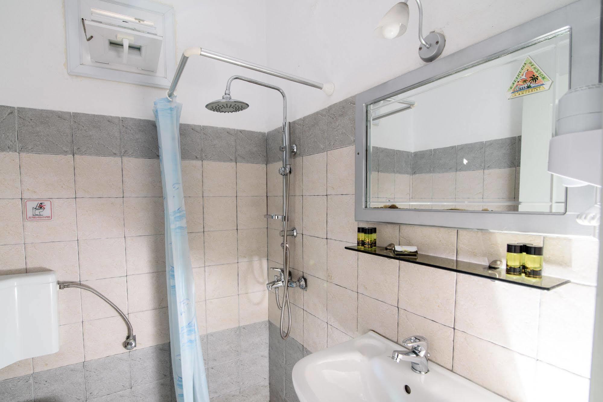 Unique Galini Oia - Adults Only Aparthotel Luaran gambar